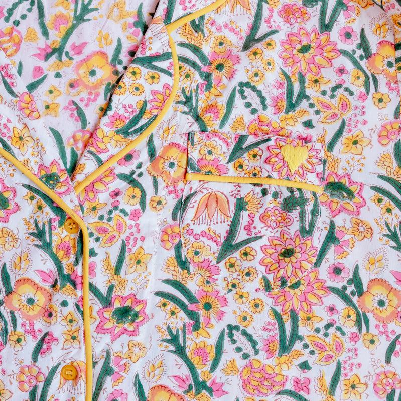 Pijamas de mamá - Fiesta en el jardín